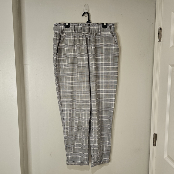 SO Women Gray Plaid Dress Pants - Picture 1 of 11